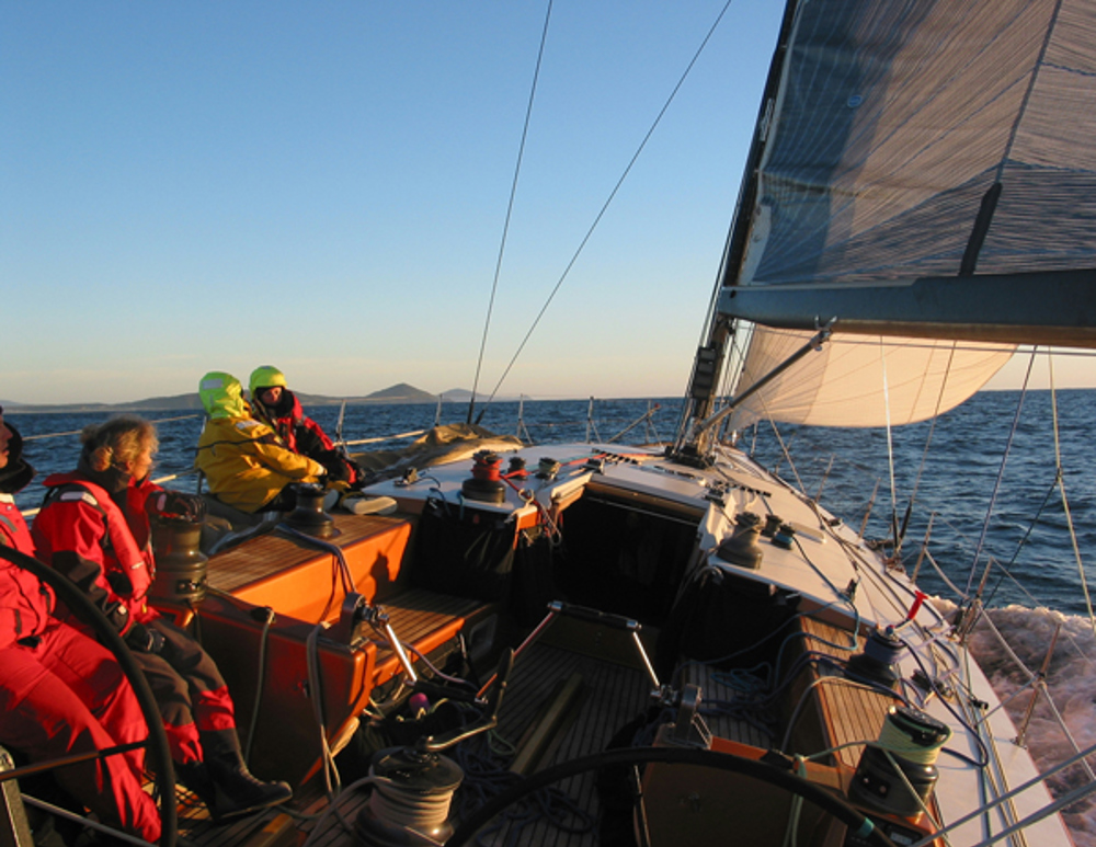 Martin James' Infinity III shortly after daybreak on Day 2 of the Sydney Gold Coast
