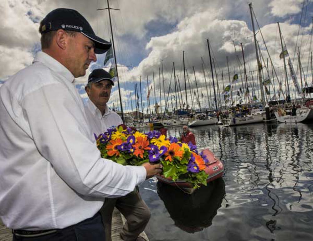 CYCA Commodore Matt Allen and RYCT Commodore Clive Simpson laying the commemorative wreath for the 6 sailors lost in 1998 and for all others lost at sea as a result of undertaking a Hobart race.