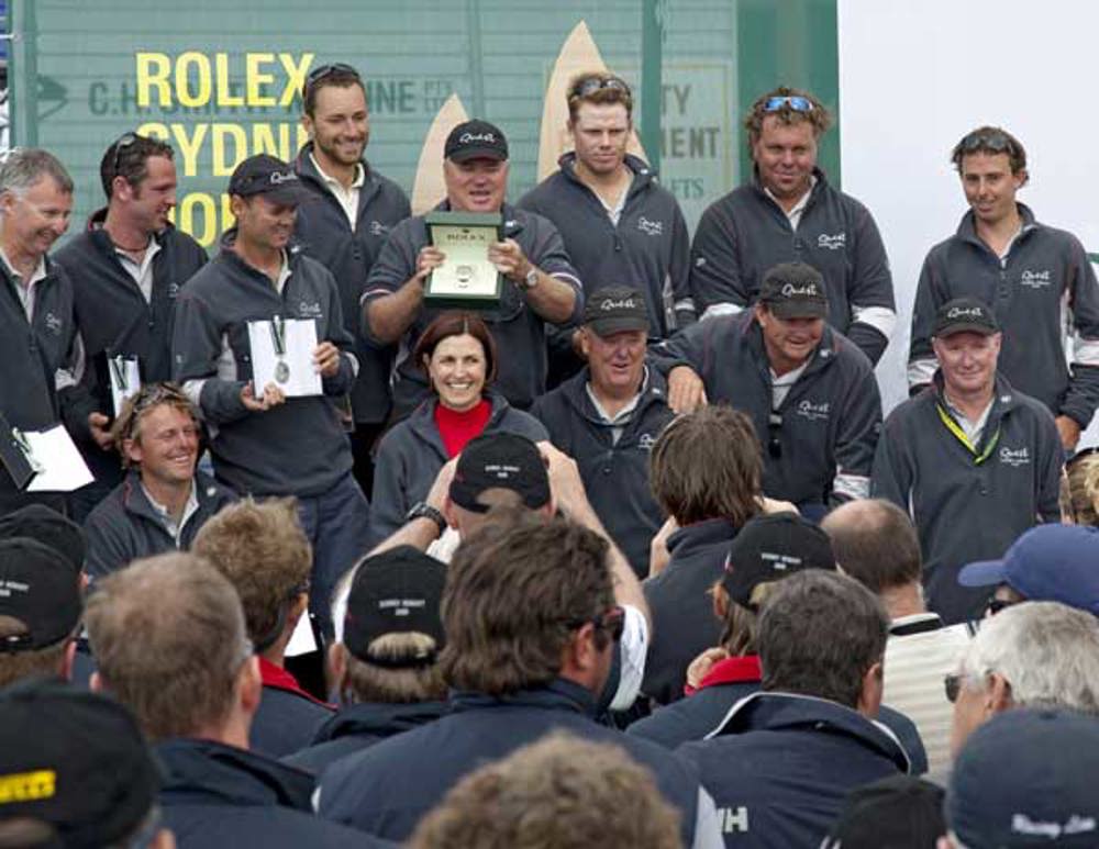Crew of Bob Steel's Quest receiving their medallions at the Dockside Presentation