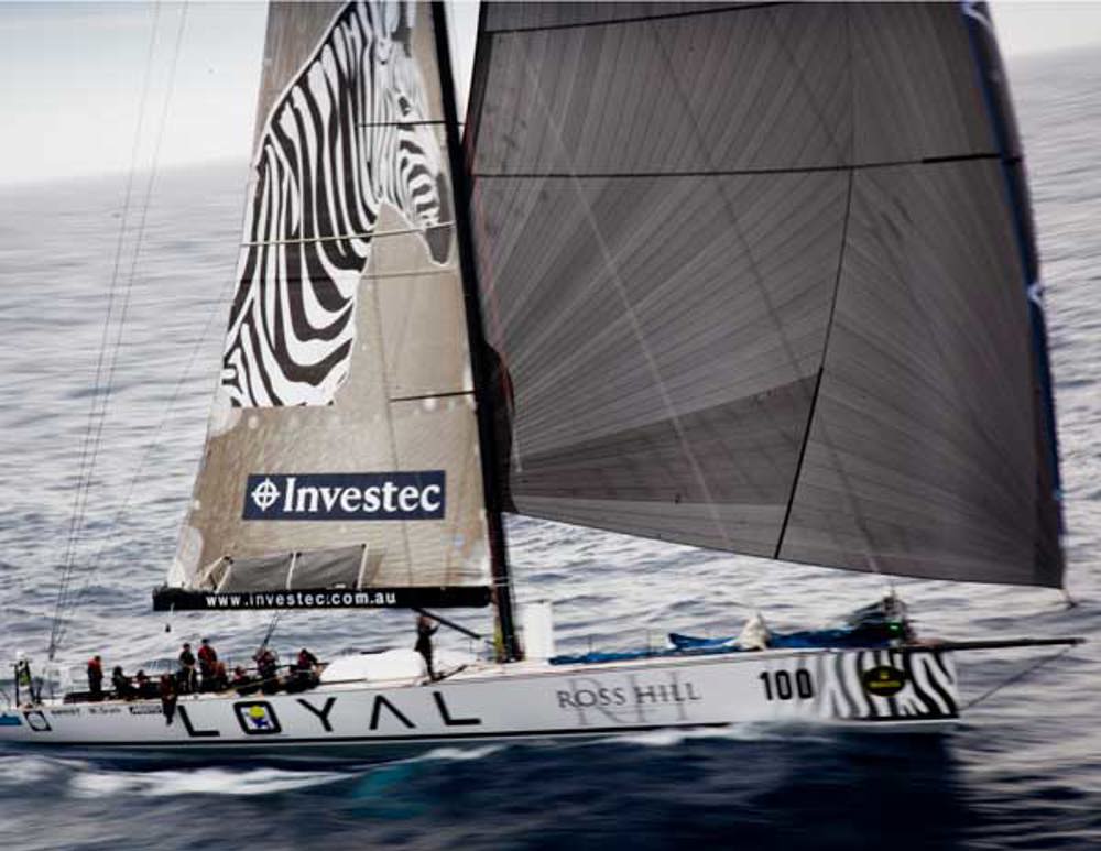Investec Loyal grabs the lead from Wild Oats XI
