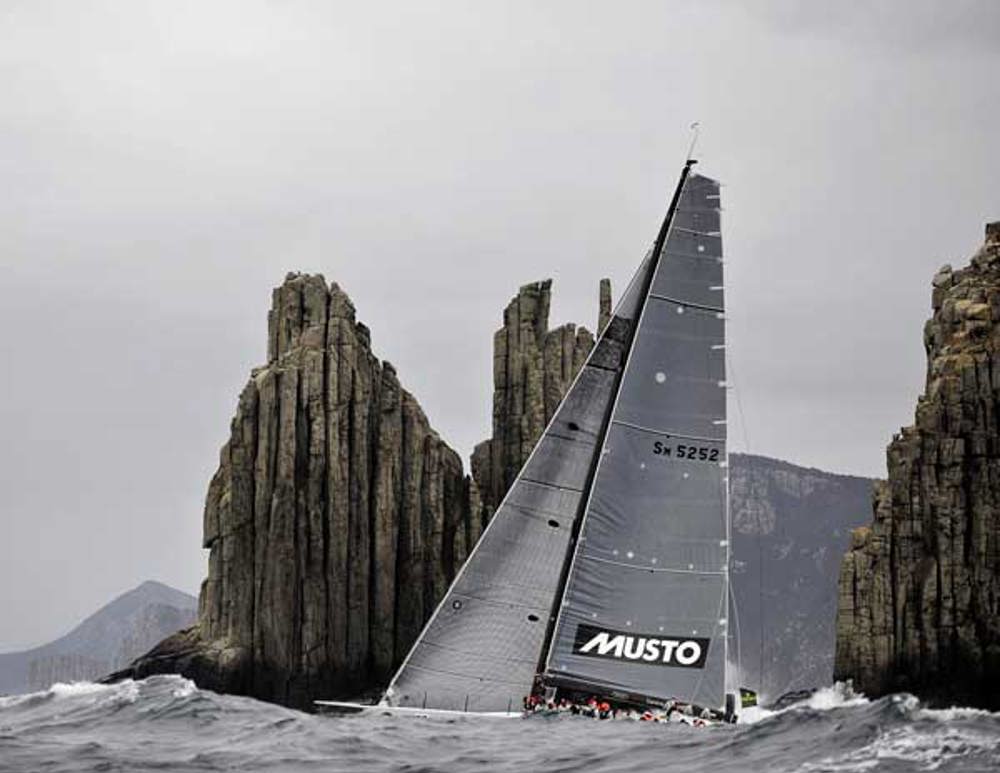 Calm sails past the Organ Pipes