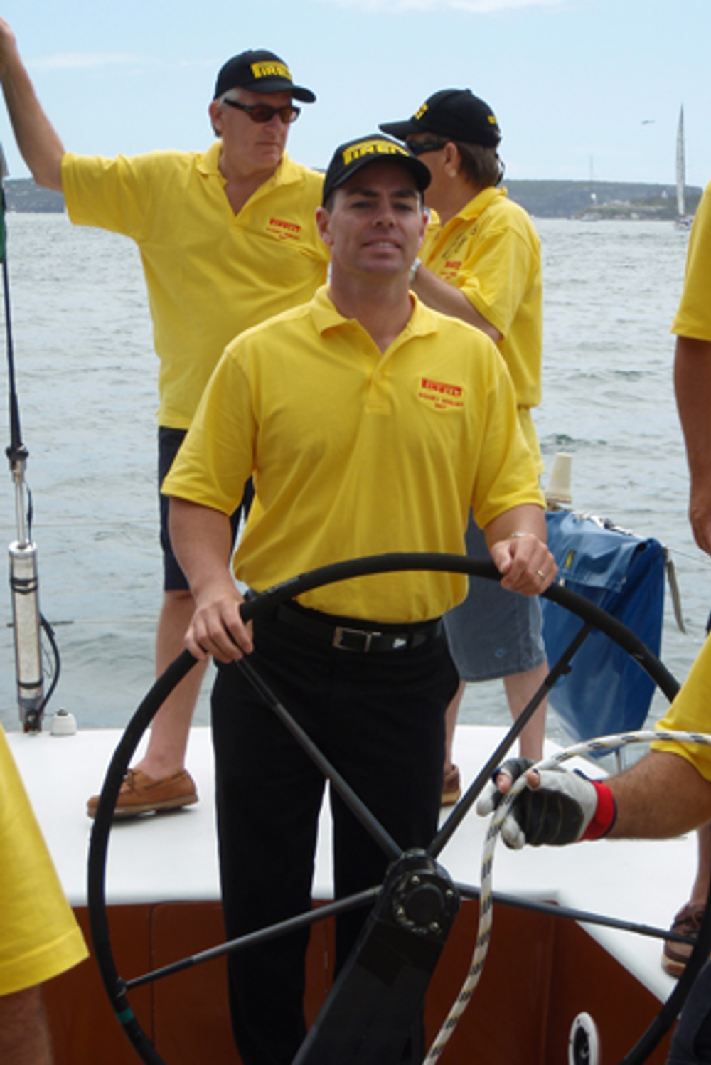 Craig Lowndes on board Pirelli prior to the start