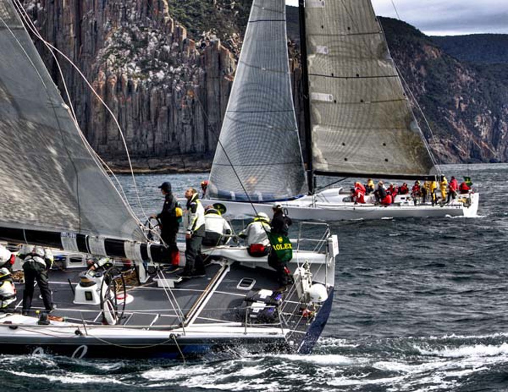 Peter Harburg's Black Jack (foreground) keeps a close eye on Stephen Ainsworth's Loki