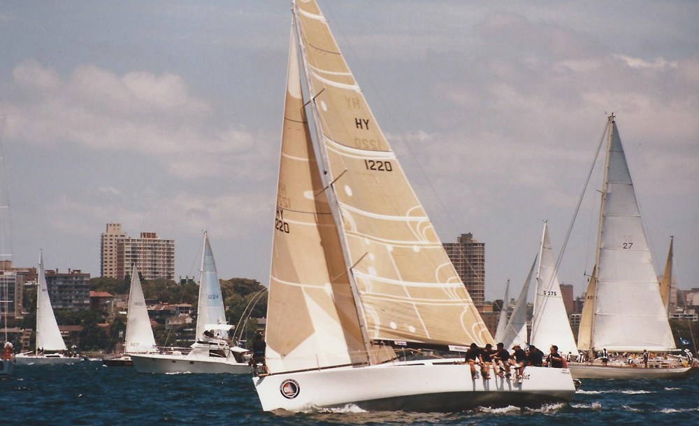 Red Jacket - 1998 SHYR prestart - Peter Campbell CYCA Archive