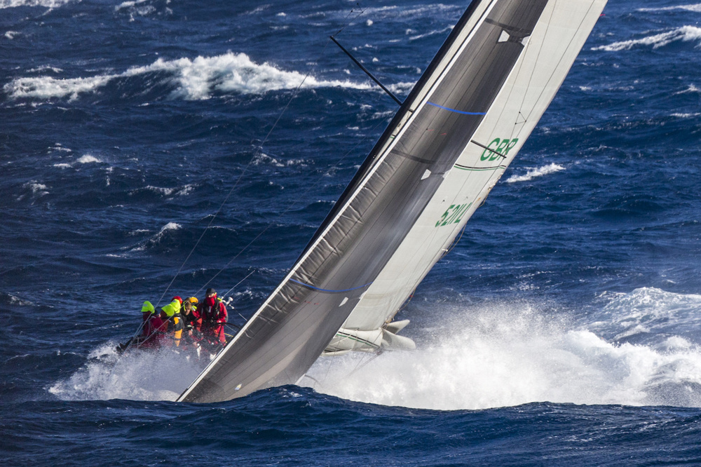 25, FRANTIC (NSW), Sail No: GBR5211L, Design: Tp52 Donovan, Owner: Michael Martin, Skipper: Michael Martin