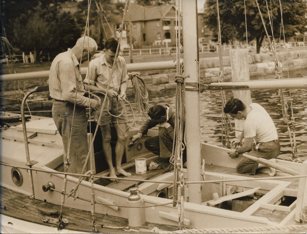 Horizon - Skipper Sverre Berg & crew J Giles, D Brown and Terry Flew pre 1953 SHYR - CYCA Archives