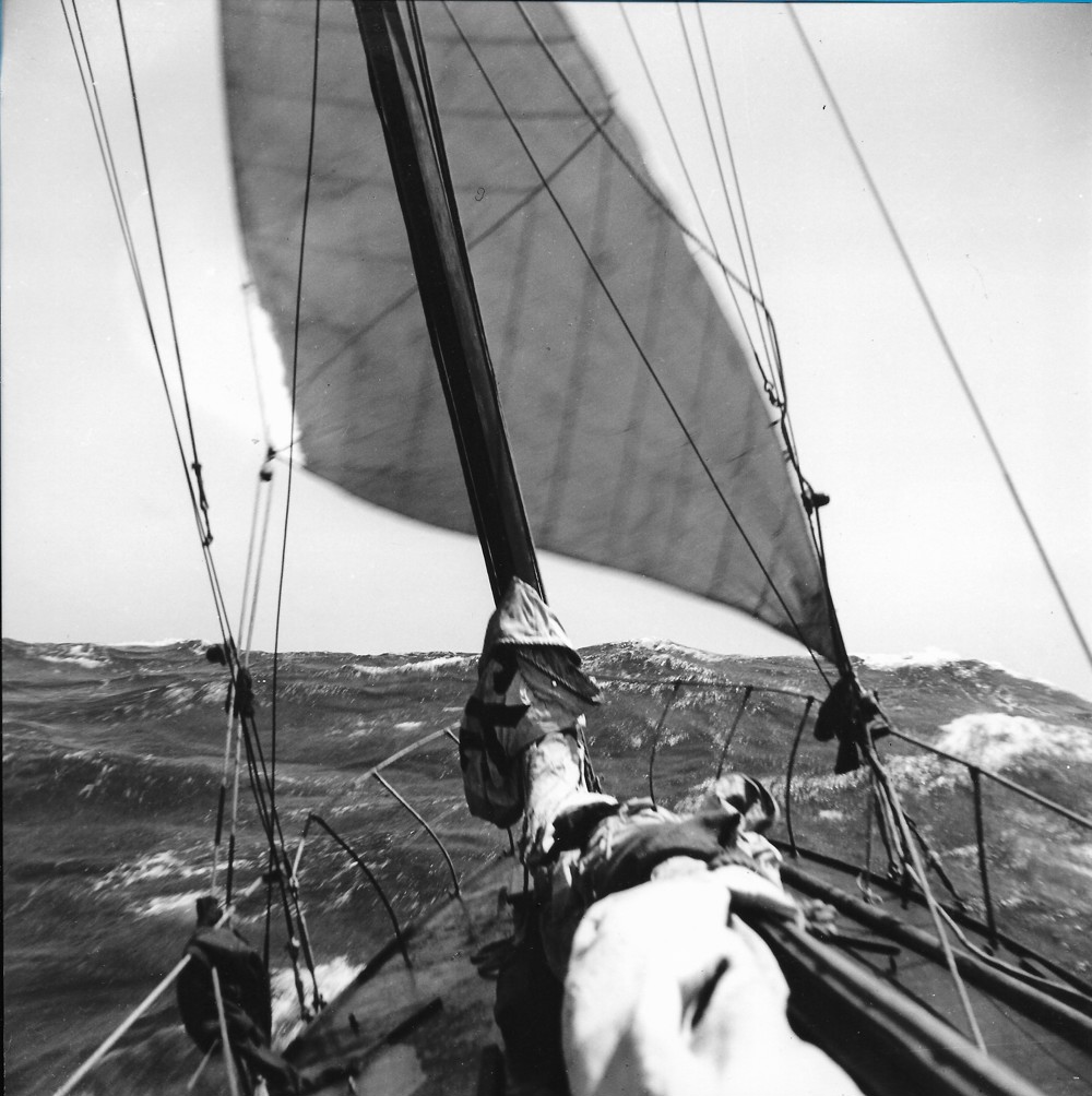 Stormbird - 1947 SHYR - blown sails - STORMBIRD EXHIBIT V-5 - CYCA Archives