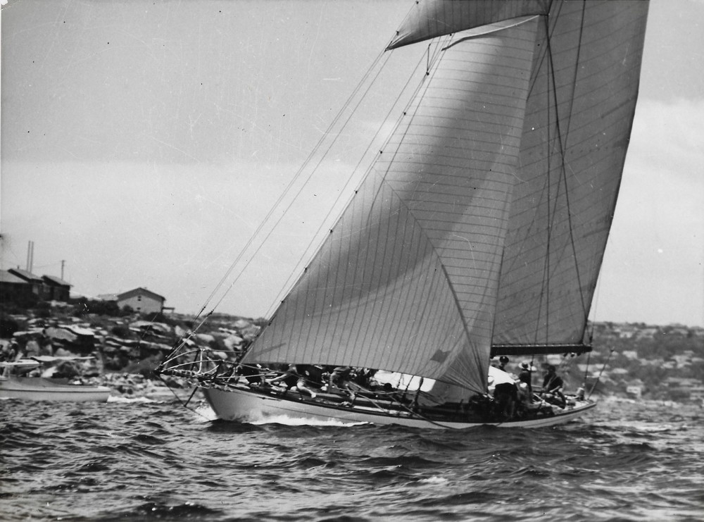 Even - 1955 SHYR - CONSOLIDATED PRESS - CYCA Archives