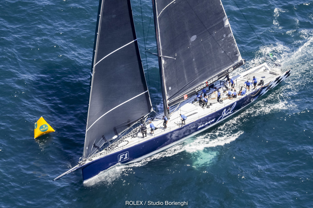 Race start
BLACK JACK, Bow: F1, Sail n: 525100, Owner: Mark Bradford, State/Nation: QLD, Design: Reichel-Pugh 100