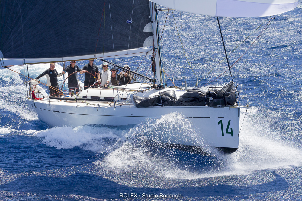MAYFAIR, Bow: 14, Sail n: W1424, Owner: James Irvine, State/Nation: QLD, Design: Beneteau First 40