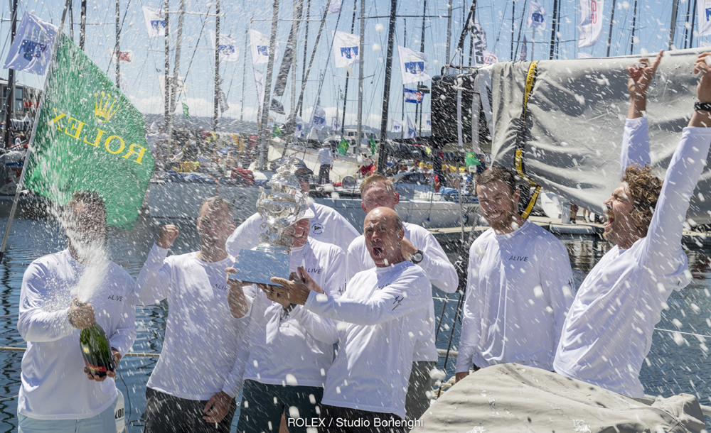 Alive crew celebrates winning the Tattersall Cup
