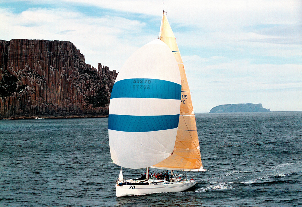 Ragamuffin - Sydney Hobart Yacht Race 2001
