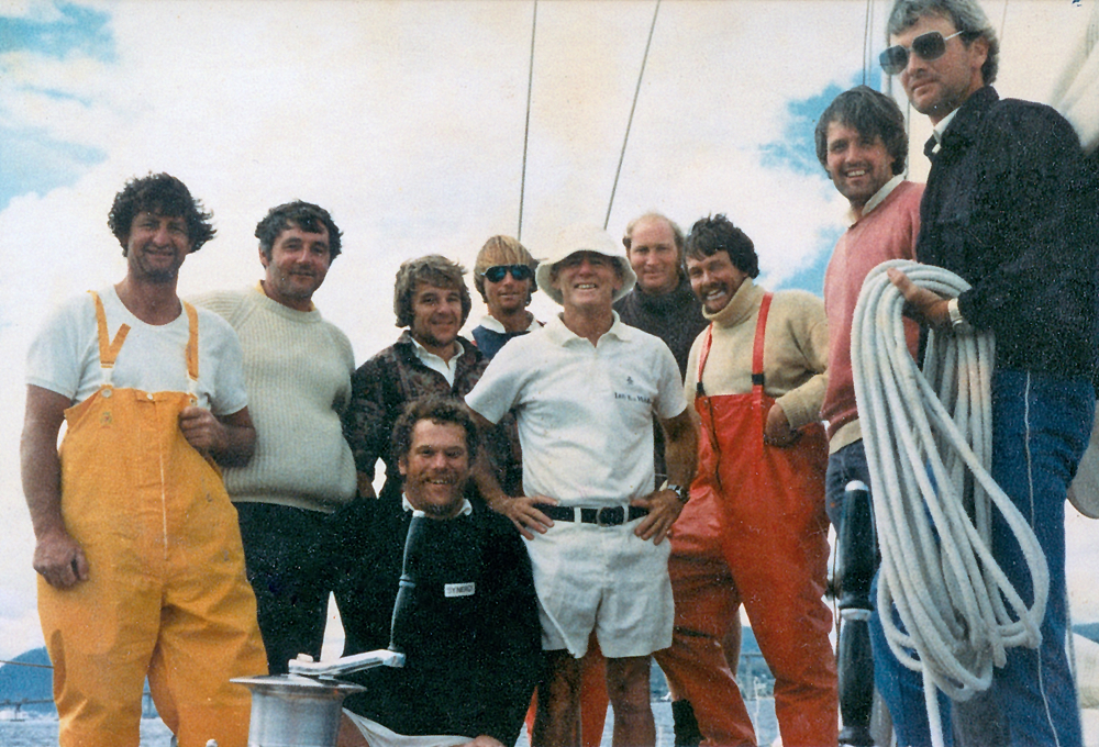 1978 winning Love & War crew in Constitution Dock.  L to R: Rex Forbes, John Anderson, Phil Eadie, Michael Hesse, Peter Kurts, Michael Taylor, Peter Shipway, Peter Clarke, John Harris. Front: Brett Hart