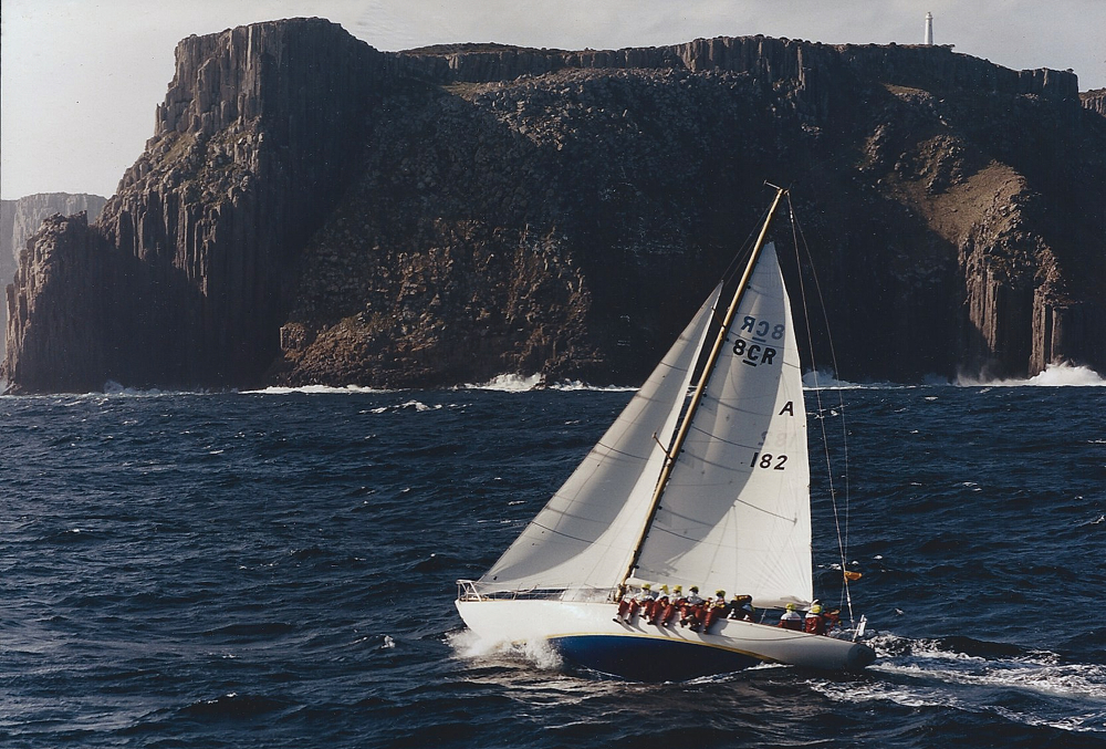 Rav 4 Celeste passing Tasman Island in the 1994 Sydney Hobart