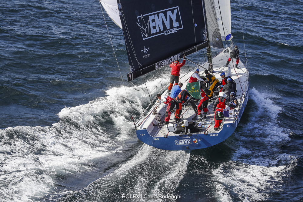 ENVY SCOOTERS, Bow: 15, Sail n°: RQ0052, Skipper: Barry Cuneo, Design: Tp52, Owner: Barry Cuneo, State/Nation: NSW