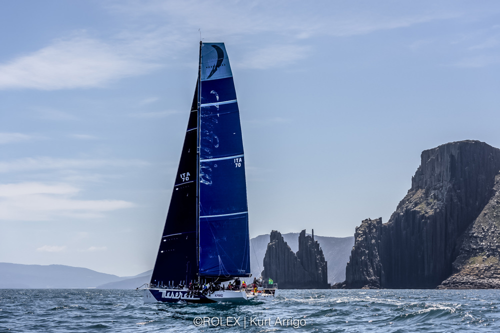 MASERATI, Sail No: ITA70, Bow No: 53, Owner: Jim Cooney, Skipper: Jacek Siwek Jacek Piotrowski, Design: Volvo Open 70, Club: CYCA