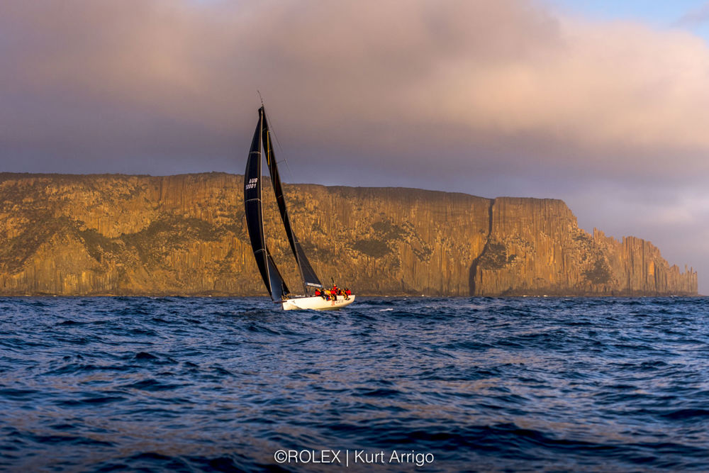 ZEN, Sail No: 52001, Bow No: 25, Owner: Gordon Ketelbey, Skipper: Gordon Ketelbey, Design: Tp52, Club: CYCA