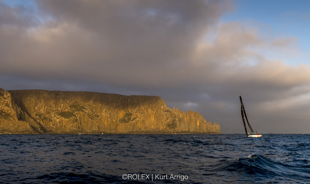 ZEN, Sail No: 52001, Bow No: 25, Owner: Gordon Ketelbey, Skipper: Gordon Ketelbey, Design: Tp52, Club: CYCA