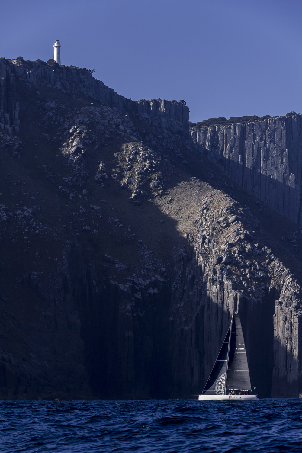 ZEN, Sail No: 52001, Bow No: 25, Owner: Gordon Ketelbey, Skipper: Gordon Ketelbey, Design: Tp52, Club: CYCA