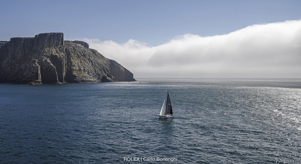 SHE, Bow: 49, Sail n°: 4924, Skipper: Philip Bell, Design: Olson 40, Owner: Philip Bell, State/Nation: NSW