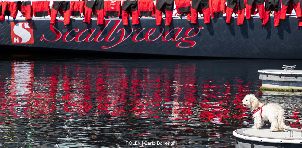 Dockside ambiance in Hobart