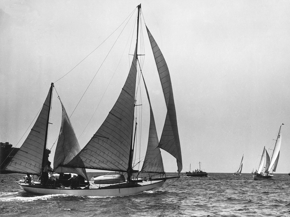 Peter Luke's Wayfarer soon after the start of the 1945 Sydney Hobart Race