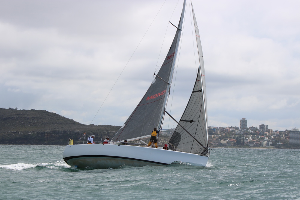 2022 Flinders Islet Race start - Mondo