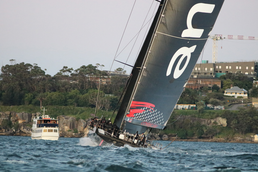 Andoo Comanche preparing for the start
