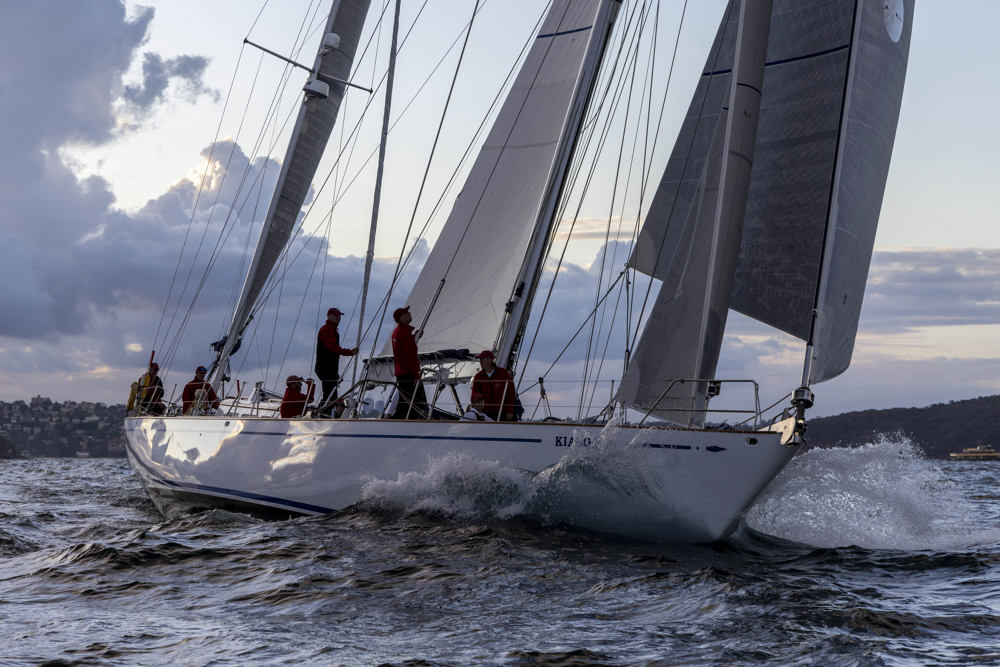 Cabbage Tree Island Race 2022 - Kialoa II