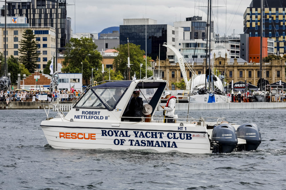 RYCT welcoming vessel