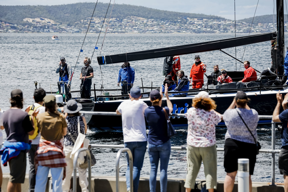 Patrice entering the marina