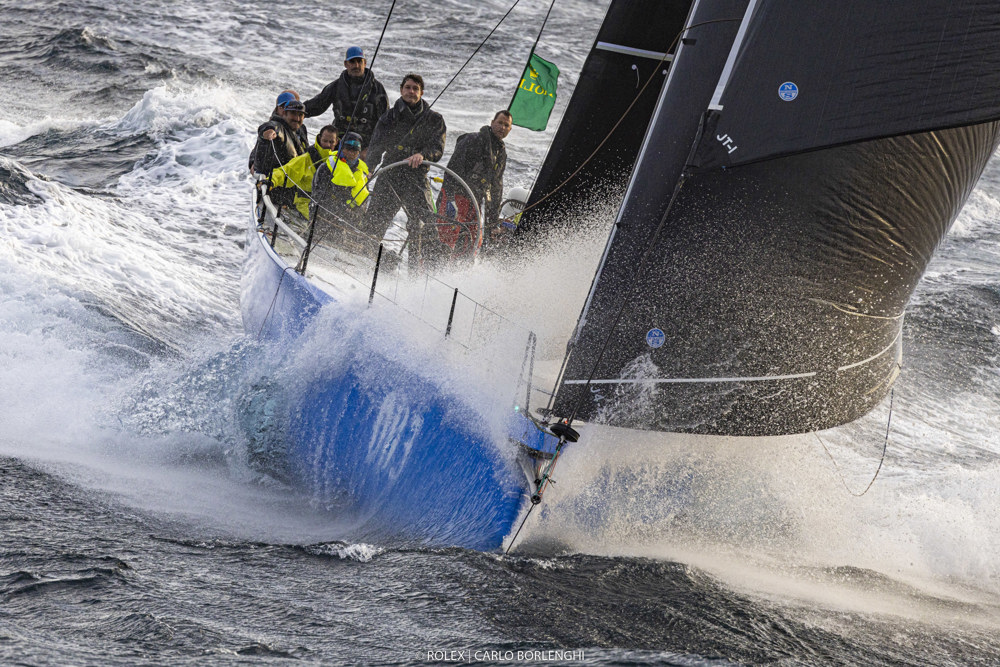 WARRIOR WON, Bow n: 003, Sail n: 60564, Skipper: Chris Sheehan, Owner: Chris Sheehan, State-Nation: USA, Design: TP52