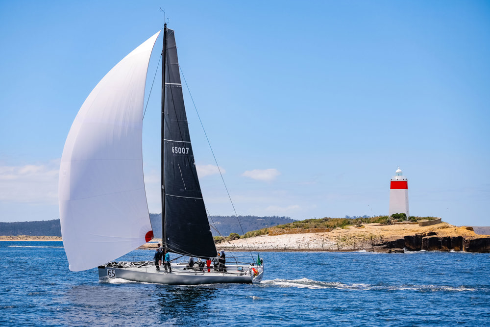 INSOMNIA, Sail No: 65007, Owner/Skipper: Marcus Grimes, State: NSW, Design: JV42, LOA: 12.8