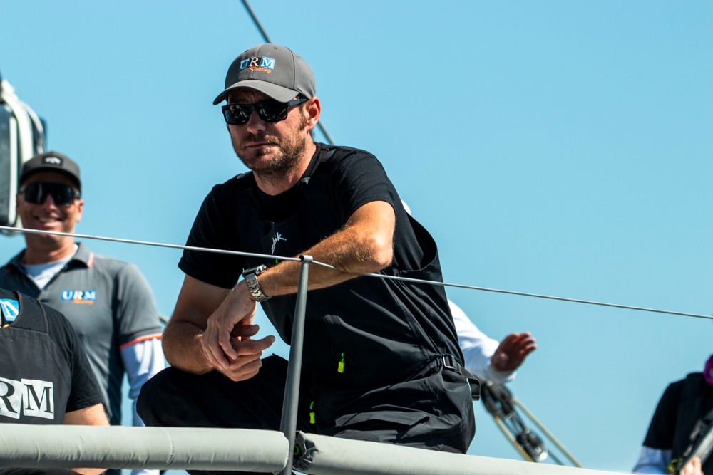 Crew of URM Group at the start