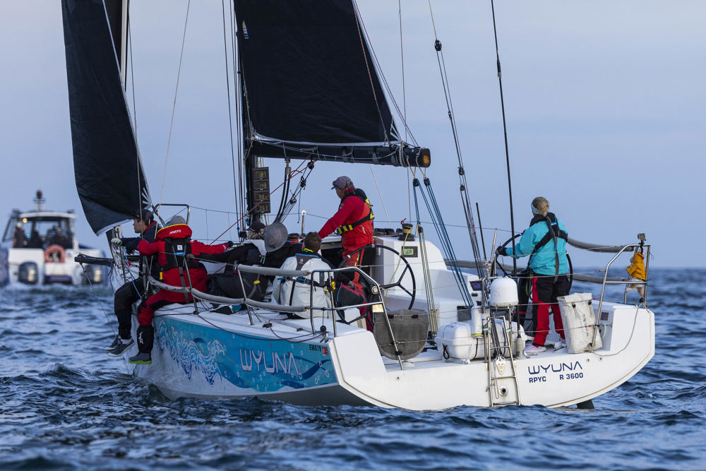 Cabbage Tree Island Race 2023 - Wyuna