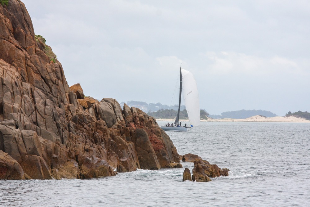 Marcus Grimes' Insomnia passing close to Cabbage Tree Island