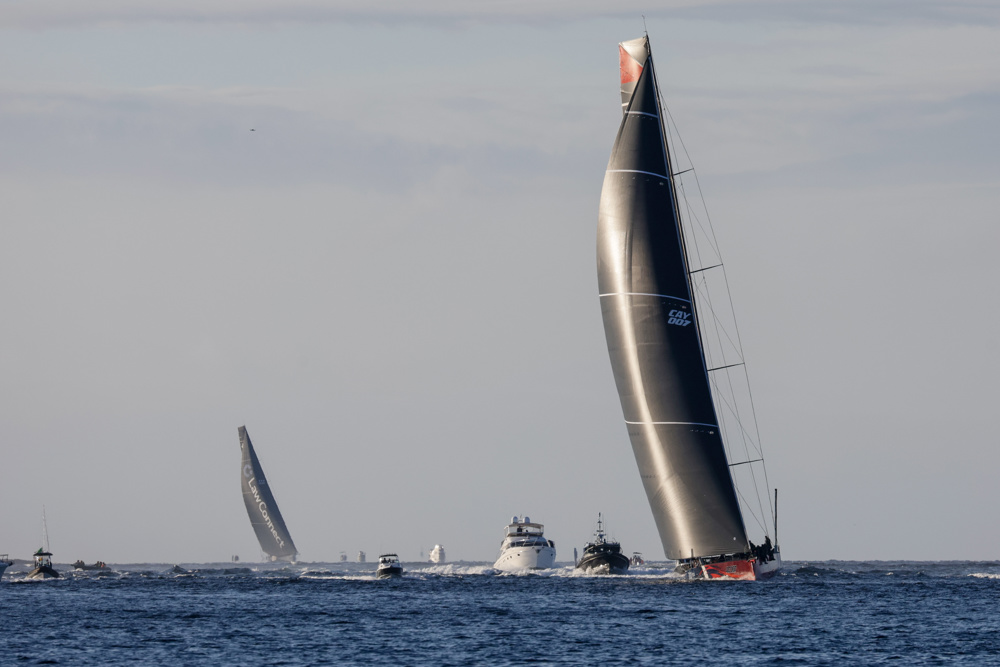 Andoo Comanche leading LawConnect in River Derwent about 75 minutes before they finished