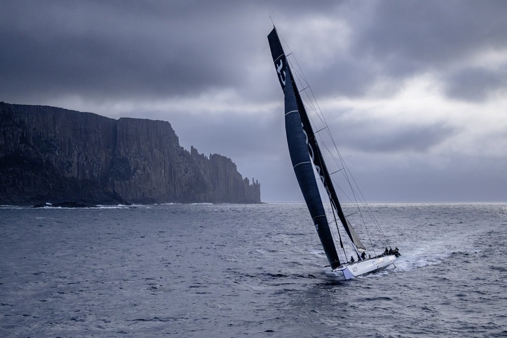 LAWCONNECT, Sail no: SYD 1000, Owner: Christian Beck, Design: Juan K 100 Custom, Country: AUS