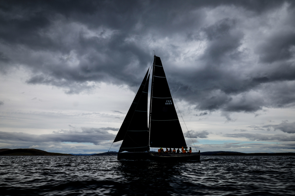 TEASING MACHINE, Sail no: FRA 8668, Owner: Eric De Turckheim, Design: NMYD 54, Country: FRA