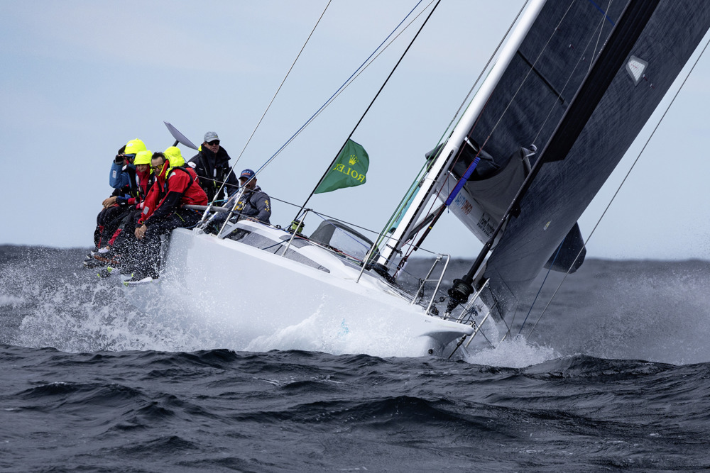 OCEAN CRUSADERS J-BIRD, Sail no: OC 52, Owner: Annika & Ian Thomson, Design: Andrews 52, Country: AUS