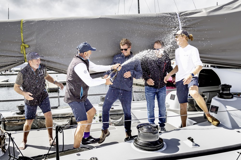 Prizegiving - ALIVE, Sail no: 52566, Owner: Duncan Hine, Design: Reichel/Pugh 66, Country: AUS