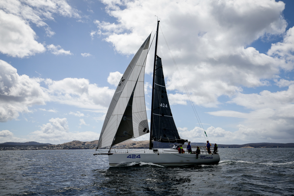 Michael Bell's Jones 42 Minnie