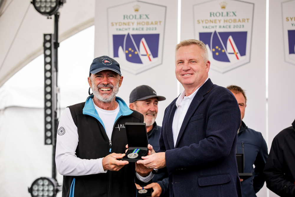 Alive skipper Duncan Hine receiving his Winners Medallion from Tasmanian Premier Jeremy Rockliff