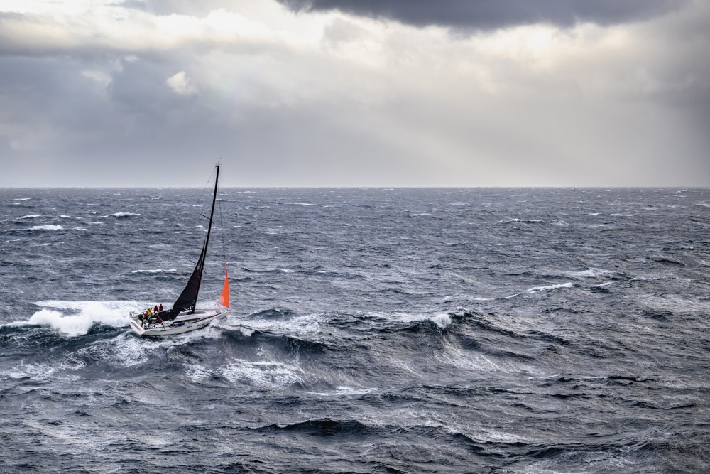 WINGS, Sail no: 7, Owner: Ian Edwards, Design: Dehler 46, Country: AUS