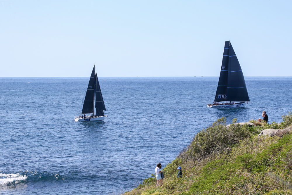 2024 Flinders Islet Race start URM Group and Calibre 12.   Image: David Hislop
