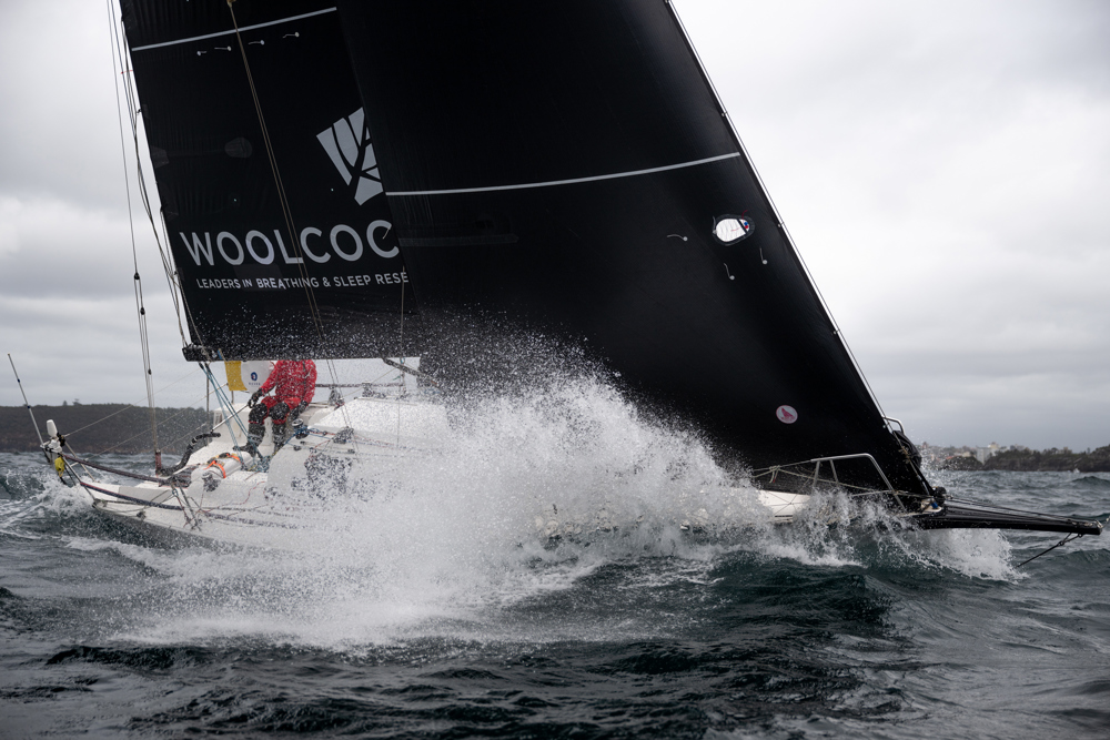 Audi Centre Sydney BWPS | 2024 Bird Island Race start - Blue Planet.   Image: CYCA | Vito Feremans