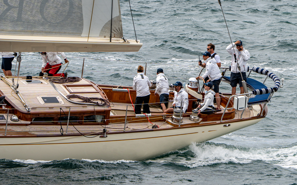 2024/25 Audi Centre Sydney BWPS | Bird Island Race start - the afterguard on Oroton Drumfire.   Image: Mike Selbie