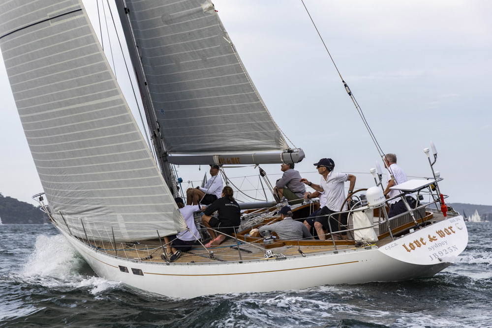 Cabbage Tree Island Race 2024 - Love & War
