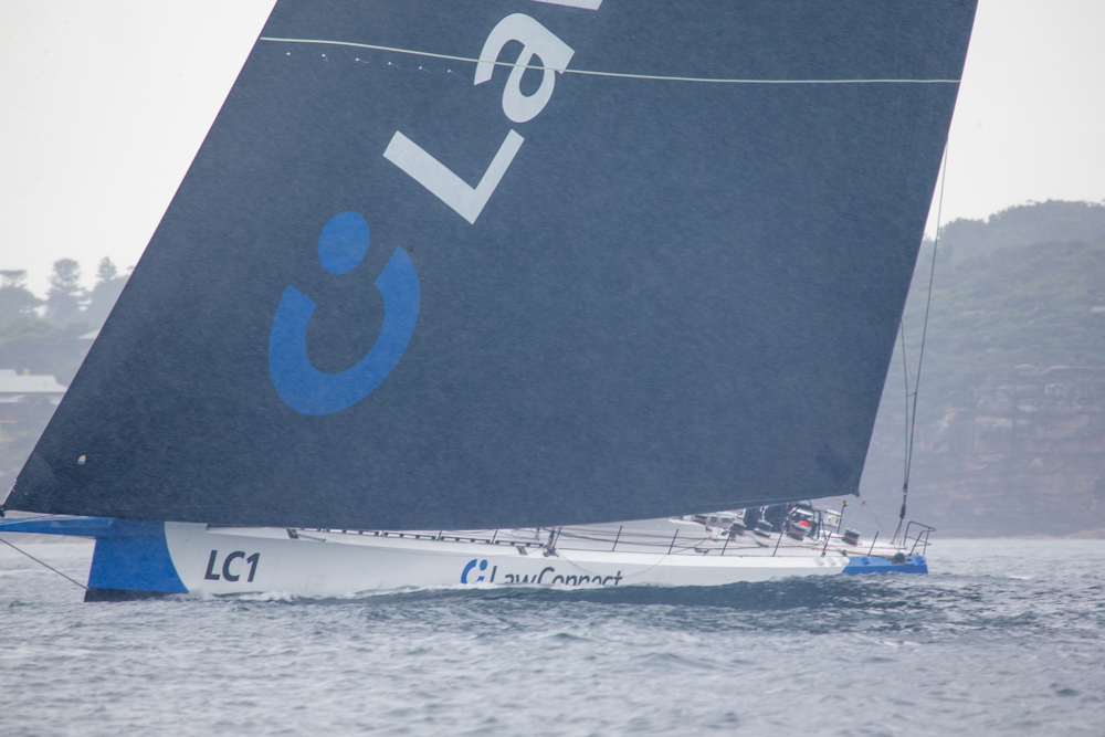 LawConnect turing left into the final stretch to the finish in Sydney Harbour.  Image: CYCA | David Hislop