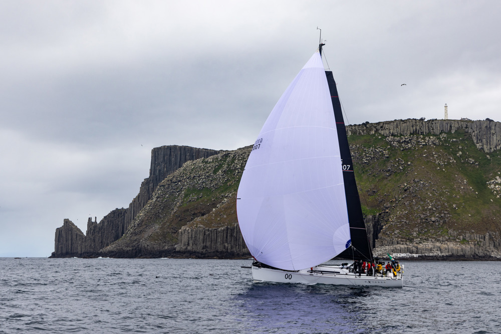 EXTASEA, Sail n: G10007, OWNER/SKIPPER: Paul Buchholz/Dustin Popp, STATE: VIC, DESIGN: Cookson 50, LOA: 15.2, CLASS: IRC, YEAR BUILT: 2004